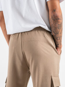 Pantalone a gamba morbida con coulisse in vita e tasconi laterali 3401 Beige (6)