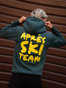 SUPERCULTURE Felpa cappuccio con ricamo e stampa serigrafica sul retro Apres Ski Team A1387 Verde Bosco (1)
