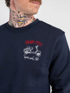 SUPERCULTURE Felpa girocollo felpata con ricamo lato cuore Italian Style A1363 Blu (4)