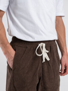 Coordinato in velluto a costine con camicia a manica lunga + pantalone over con coulisse 626 Moro (4)