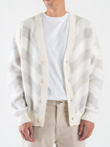 Cardigan con bottoni e greche 638 White:Silver Grey6
