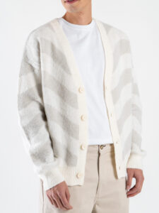 Cardigan con bottoni e greche 638 White:Silver Grey7
