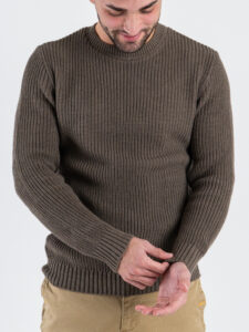 ESTASI Maglione girocollo costa inglese ALCARAZ Fango (1)