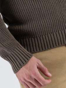 ESTASI Maglione girocollo costa inglese ALCARAZ Fango (4)