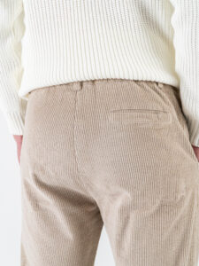 ESTASI Pantalone comodissimo in velluto a costine con pinces ed elastico in vita BECKHAM VEL Beige5