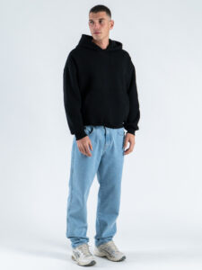 Felpa boxy fit in cotone con cappuccio e tasca a marsupio Nera (2)