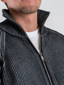 GIANNI LUPO Maglione regular misto lana con colletto, zip intera e tasche GL35260 Black4