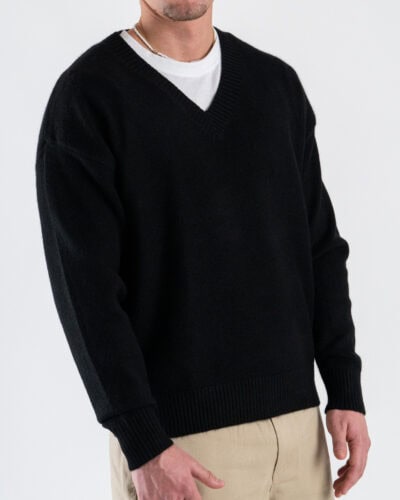 Maglione regular in misto lana con scollo a V 86202 Black