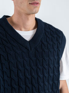 ONLY&SONS Gilet over in maglia intrecciata con spalla scesa KICKER 22036122 Dark Navy (4)