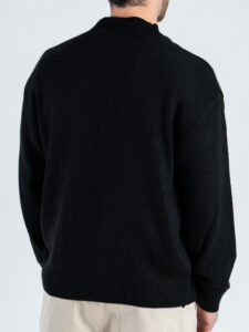 Cardigan crop misto lana con scollo a V e bottoni Nero (5)