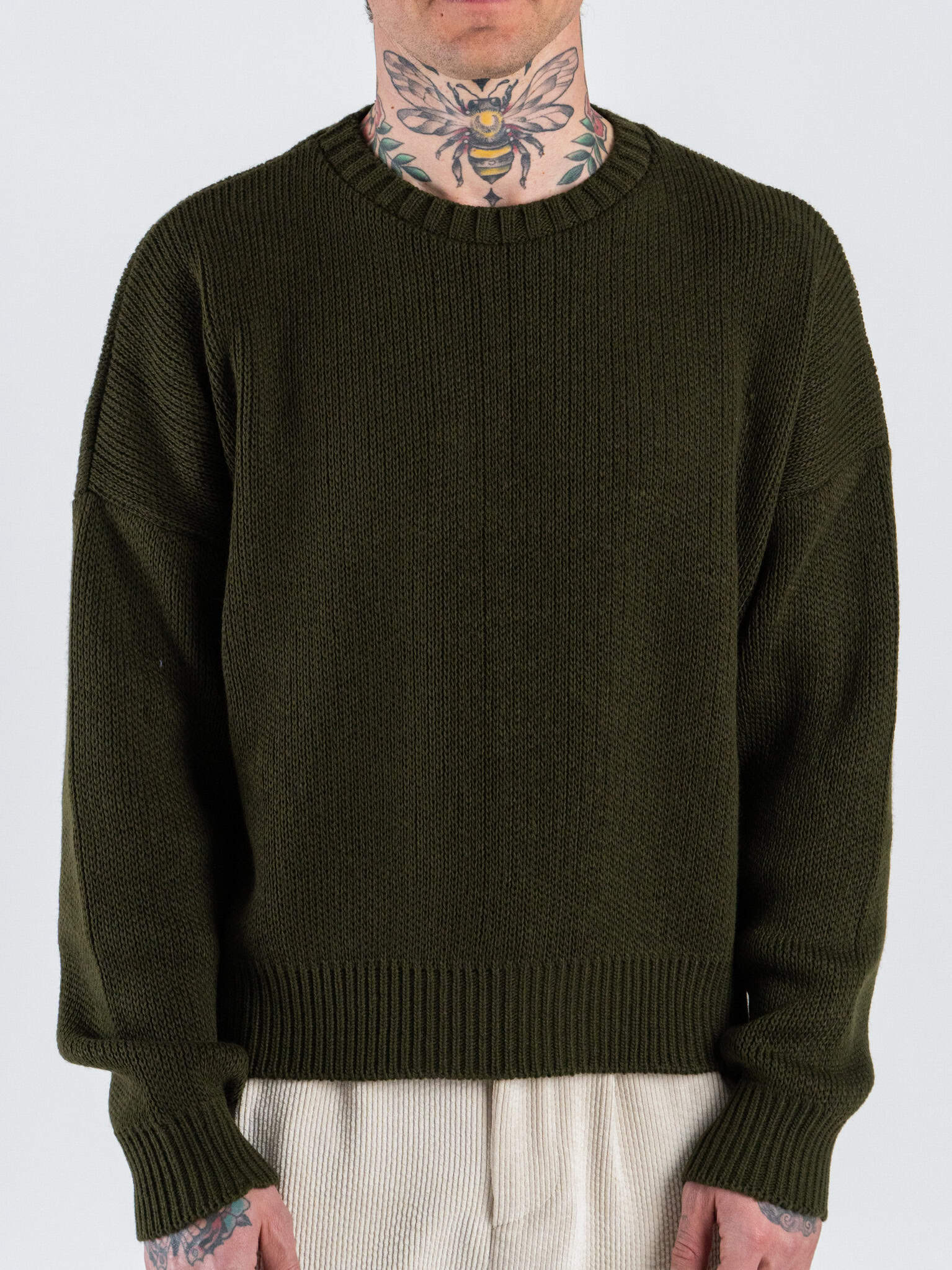 ESTASI Maglione girocollo regular crop NADAL Militare