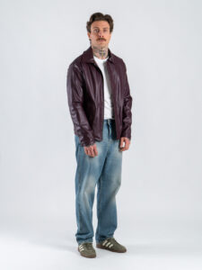 Giubbino regular in ecopelle foderato con colletto, zip e tasche frontali ZG126 Bordeaux (2)