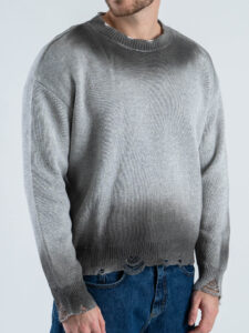 Maglione in cotone crop sfumato con strappi sul fondo 1272 Grigio (1)