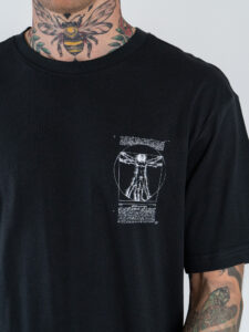 ONLY&SONS T-shirt over in cotone con stampa MONALISA fronteretro 22036580 Jet Black (5)