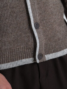 SEINSE Cardigan regular con bottoni e rifiniture a contrasto MI3042SS Fango4