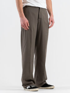 Abito intero regular con giacca over a un petto e mezzo + Pantalone gamba larga BARI Fango (8)