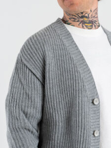BL11 Cardigan regular misto lana con scollo a V 2424363 Grigio (3)