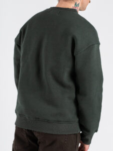 BL11 Felpa regular girocollo in cotone con stampa ST.MORITZ Verde Militare (5)