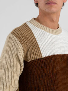 BL11 Maglione regular girocollo lavorato in fantasia geometrica CASTELLANA Beige (3)