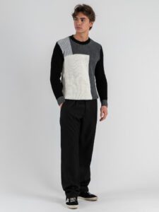 BL11 Maglione regular girocollo lavorato in fantasia geometrica CASTELLANA Nero (1)