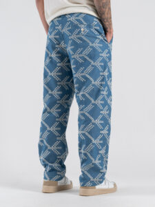 BERNA Pantalone loose fit in cotone con ricami 261370 Azzurro (5)