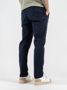 BERNA Pantalone slim chinos in cotone 261297 Blu (5)