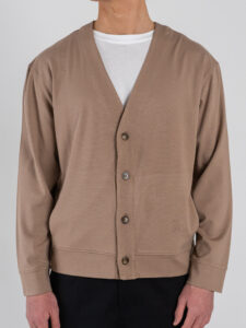 BL11 Cardigan croppato con scollo a V e bottoni 43FE318 Beige (4)