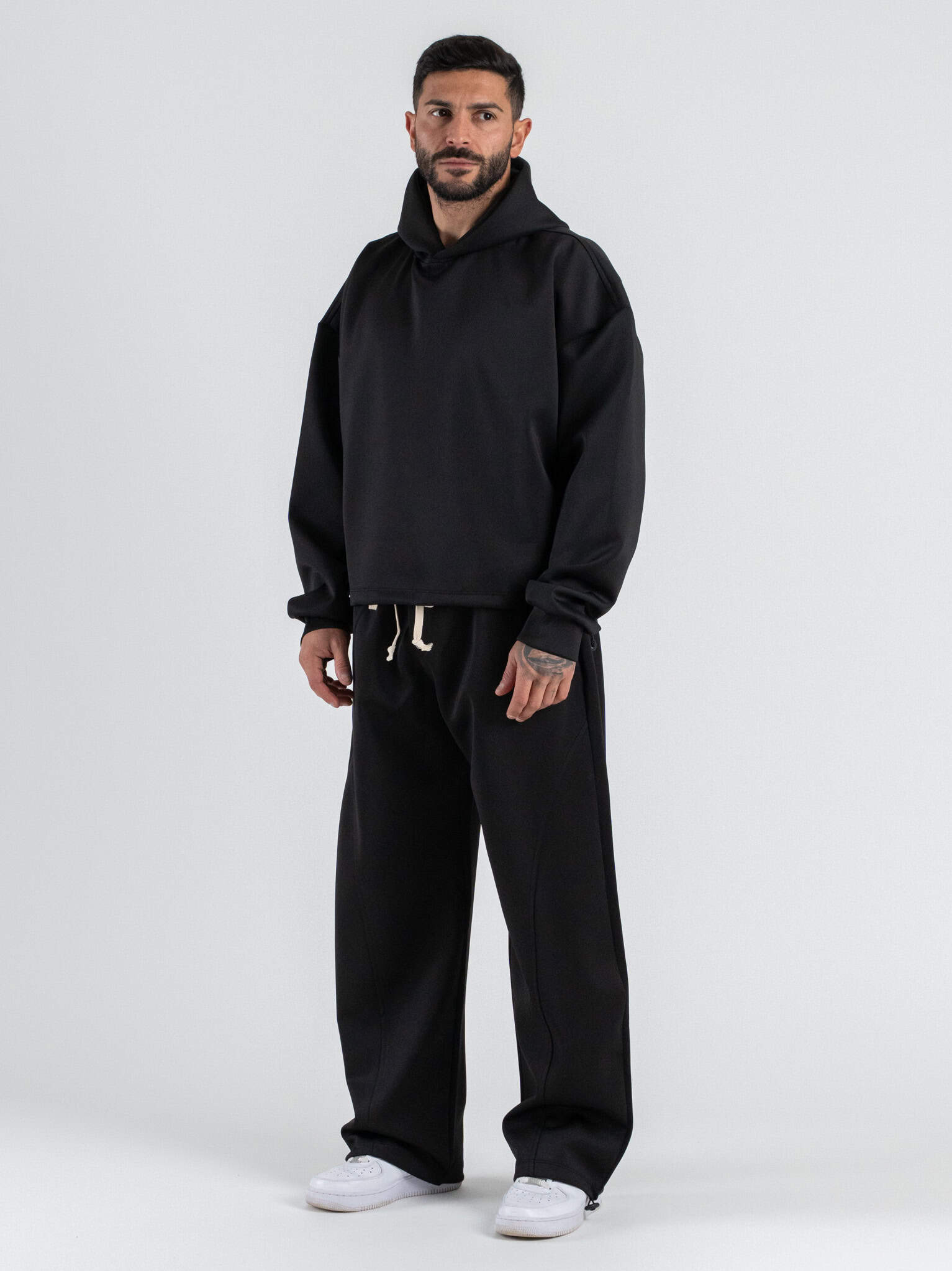 Coordinato crop in tessuto scuba con pantalone balloon 5620 Nero