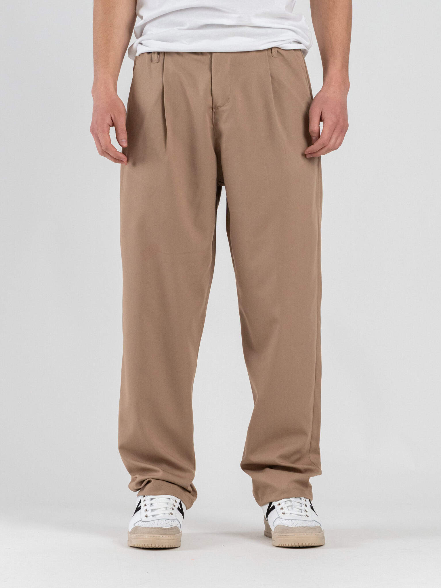 ESTASI Pantalone leggero con gamba morbida ed elastico in vita SANE' EST Cammello