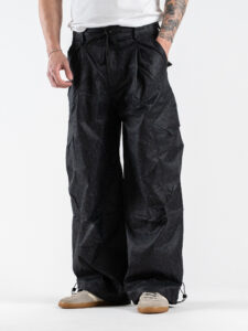 Pantalone balloon in tessuto tecnico con coulisse in vita e pences 7003 Nero (3)