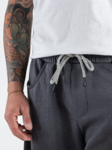 Pantalone tuta balloon leggero sfumato con coulisse e bottone sul fondo 76122 Dark Grey (5)