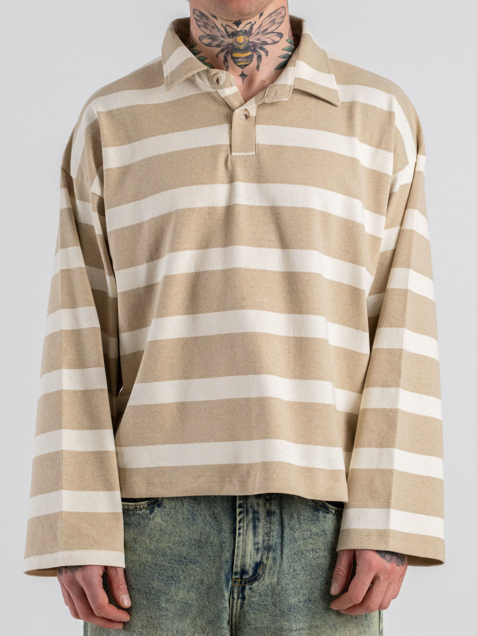 Polo over croppata in cotone a righe con manica lunga RGP1 Beige