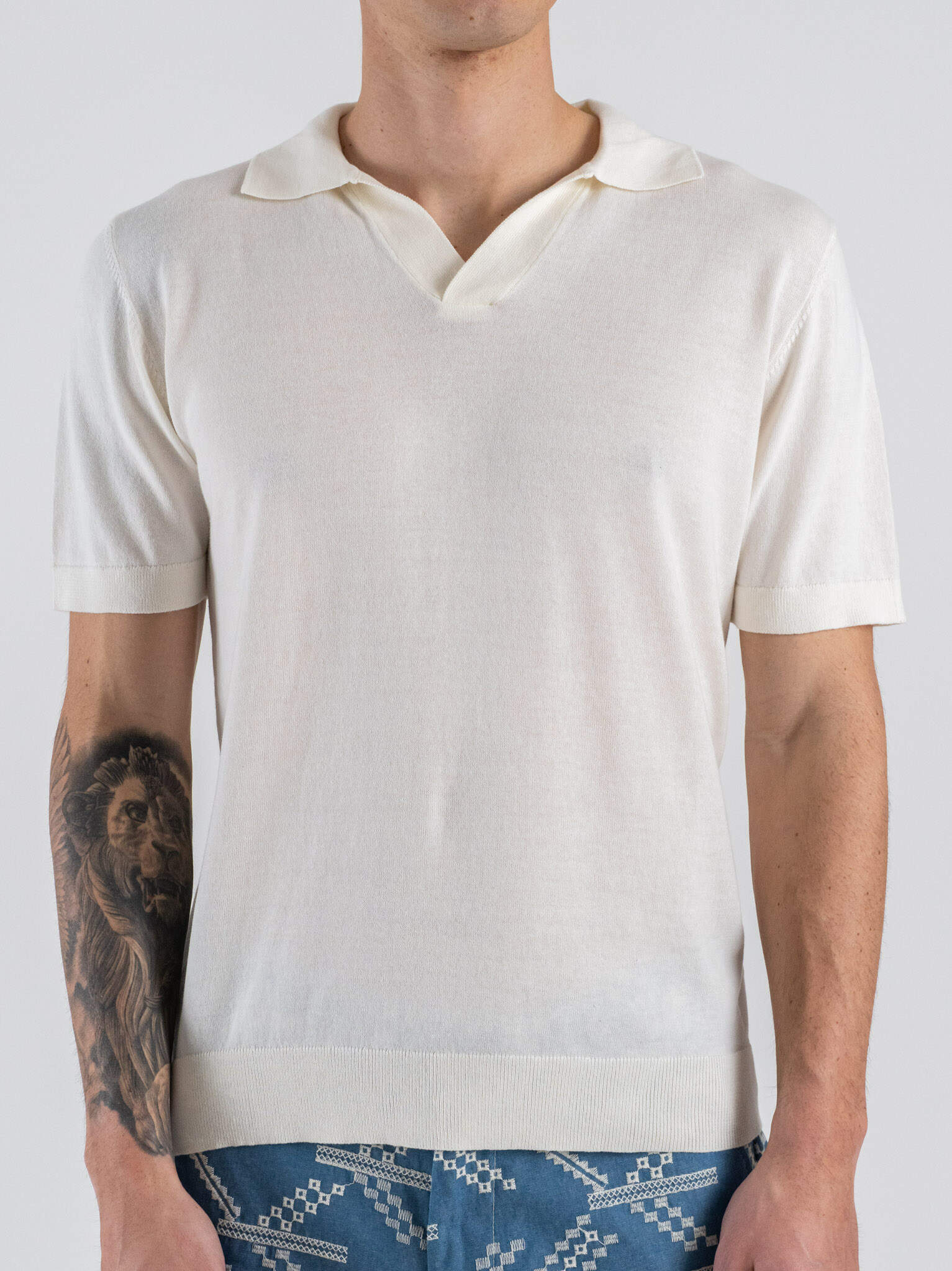 SEINSE Polo regular a mezza manica in cotone con scollo a V ME3187SS Off White