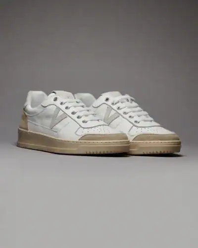 V2 Sneakers in pelle bianca con V a contrasto e tallone in camoscio beige SUCOLBI Bianco/Beige