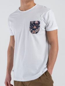 V2 T-shirt basica con taschino fantasia fiori TUBIT10 Bianca (2)