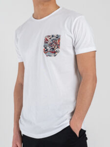 V2 T-shirt basica con taschino fantasia giapponese TUBIT23 Bianca (2)