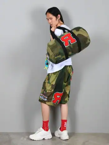 BERNA Bermuda cargo camoflage con patch 261286 Verde Militare