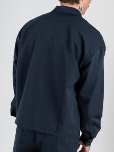 Coordinato con Camicia over con colletto a manica lunga + Pantalone baggy con coulisse in vita 7800 Blu (5)