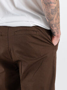 ESTASI Pantalone loose fit in cotone con elastico in vita BAGGIO EST Cioccolato (7)