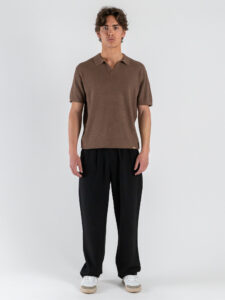 GIANNI LUPO Polo in maglia lavorata con scollo a V GL35336 Tobacco (1)