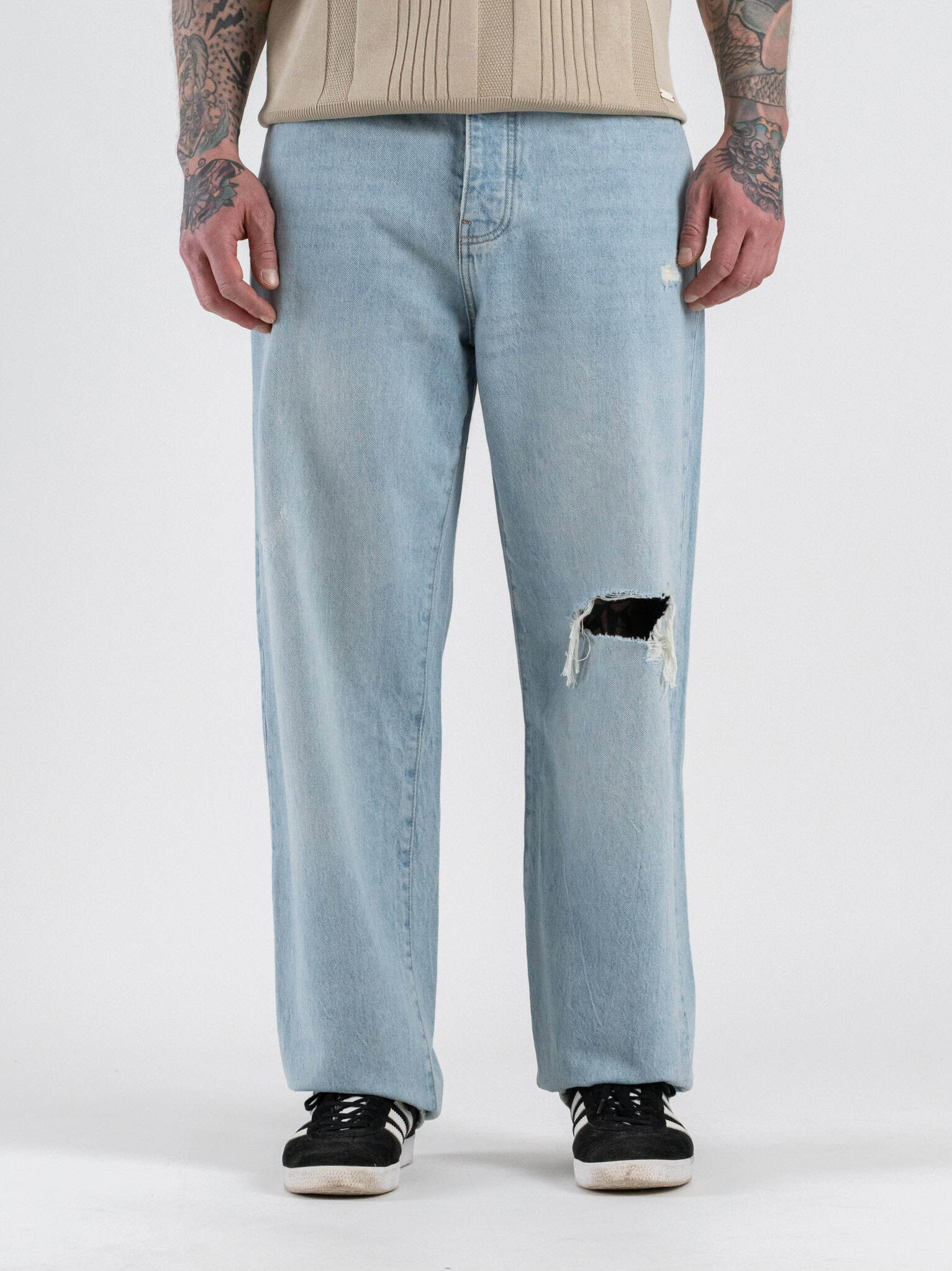 ONLY&SONS Jeans baggy con rottura sul ginocchio FADE 22036592 Light Blue Denim