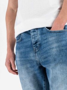 OVER-D Jeans regular con micro rotture sul fondo OC1S2S6D20 Blu (5)