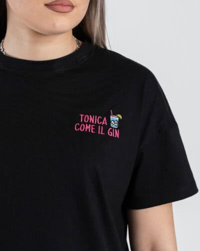SUPERCULTURE T-shirt cropped da donna con ricamo "TONICA COME IL GIN" AW2043 Nera