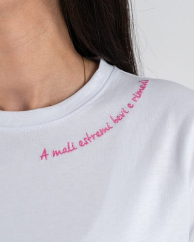 SUPERCULTURE T-shirt regular da donna con ricamo sullo scollo AW2075 Bianca