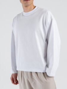 T-shirt over croppata in cotone con manica lunga SATURNO Bianca (4)