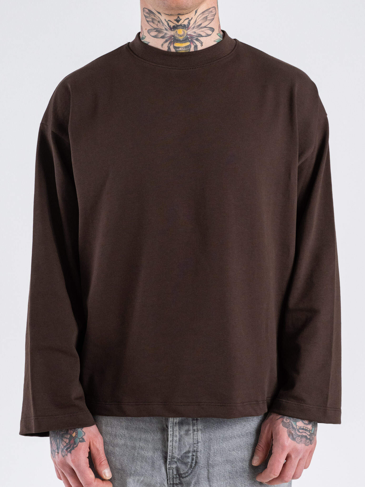 T-shirt over croppata in cotone con manica lunga SATURNO Moro