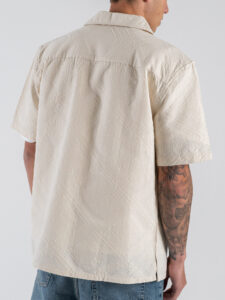TELAMIRA Camicia over a mezze maniche con collo bowling e tessuto ricamato BTC06077 (5)