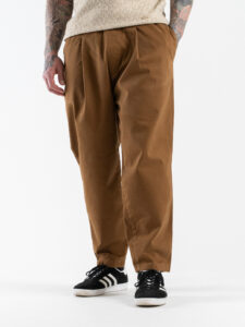 TELAMIRA Pantalone carrot fit in cotone con coulisse in vita e cordino TEL010 Tabacco (3)