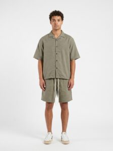 Coordinato boxy fit con camicia mm + bermuda con coulisse in vita 815241 Grayish Green (1)
