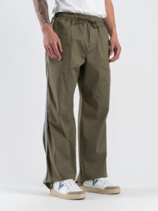 Coordinato over con Camicia stile adidas + Pantalone loose con coulisse MANDARIN Verde (7)